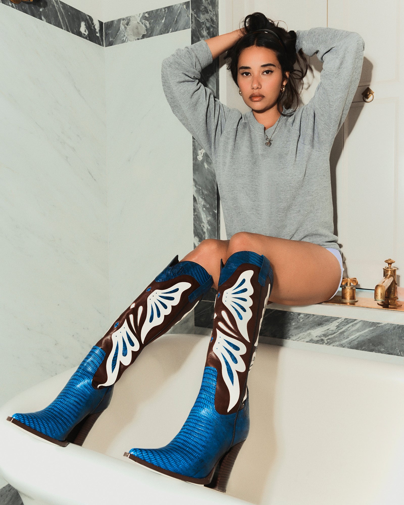 KAZ BLUE/WHITE - Image 8