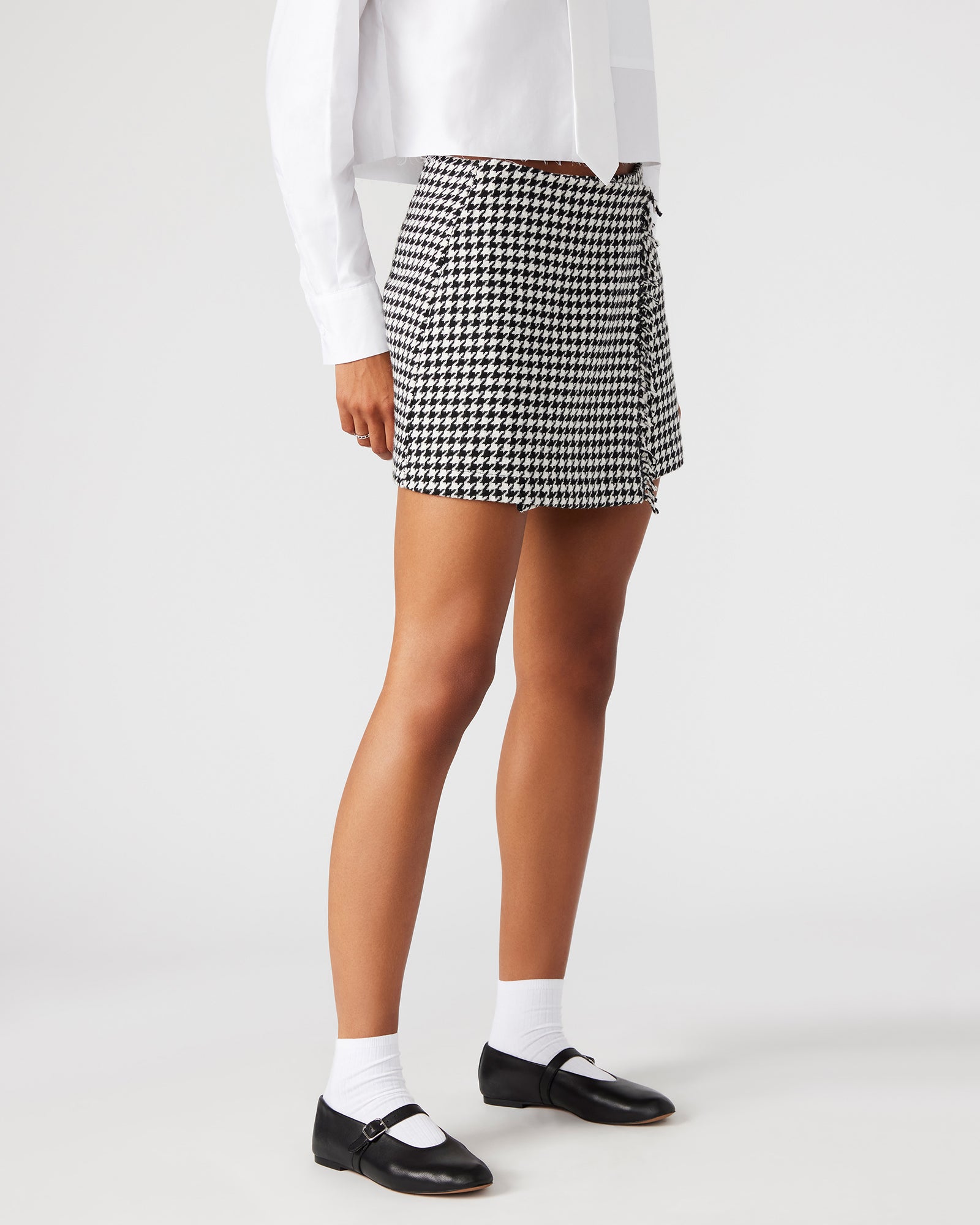 LEON SKIRT BLACK/WHITE - Image 4