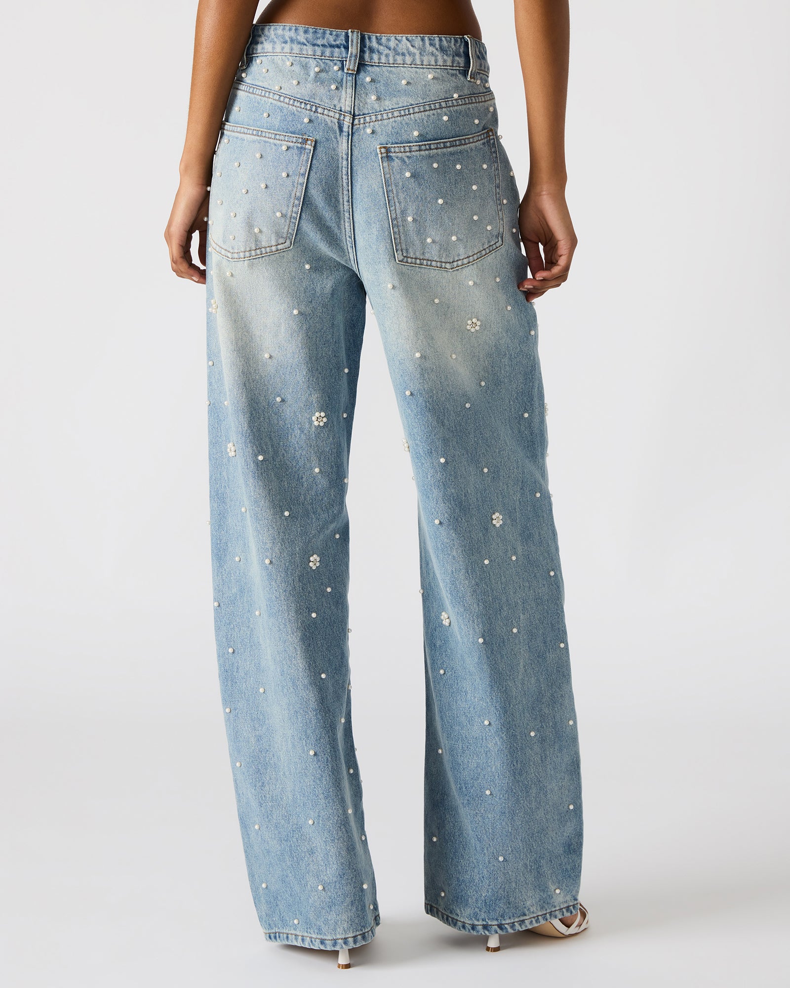PERLEI JEAN - Image 4