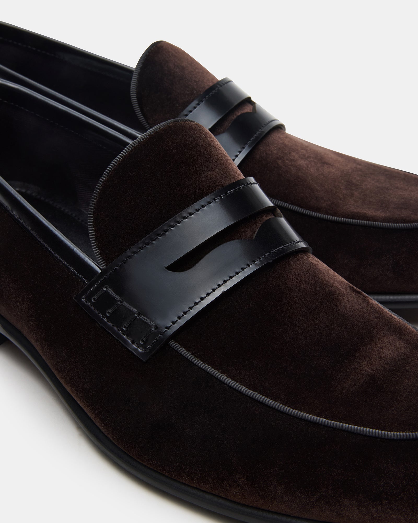 YARDLY BROWN VELVET - Image 3
