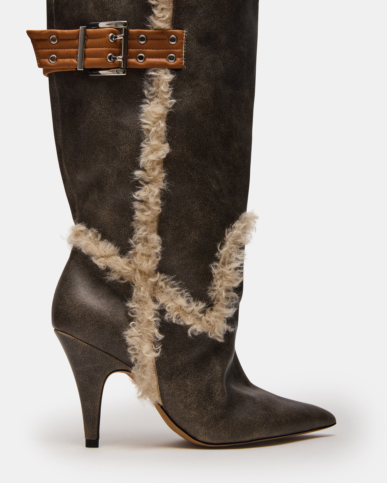BADDIE FAUX FUR BROWN DISTRESSED - Image 3