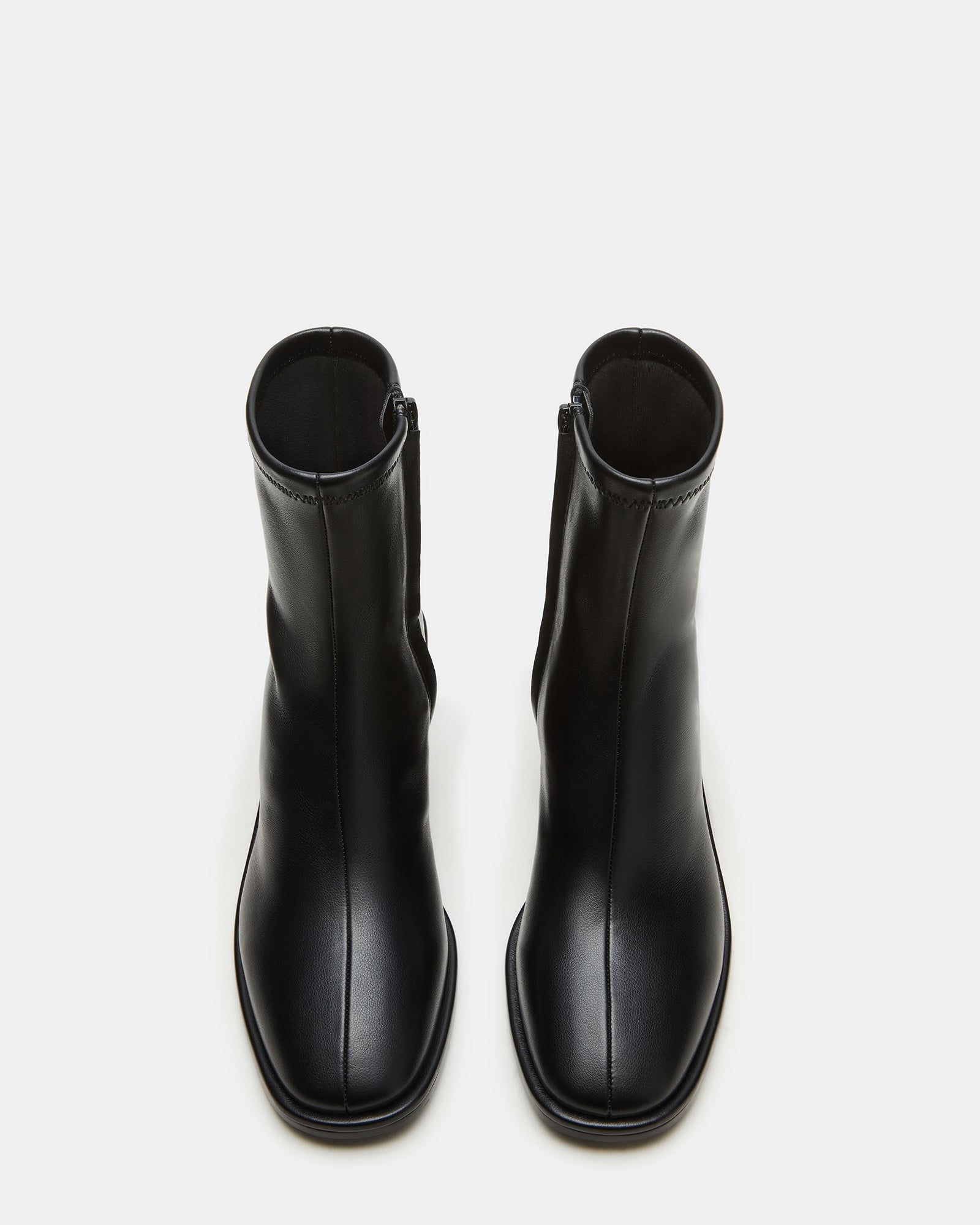 CIARA BLACK - Image 4