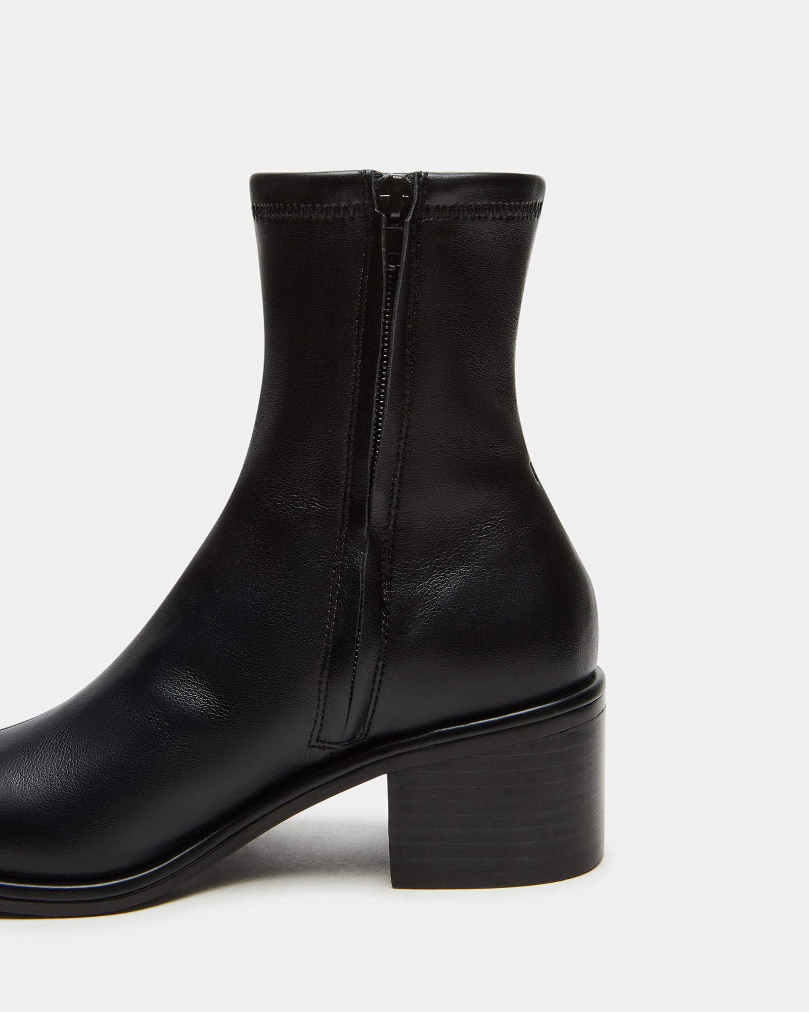 CIARA BLACK - Image 3