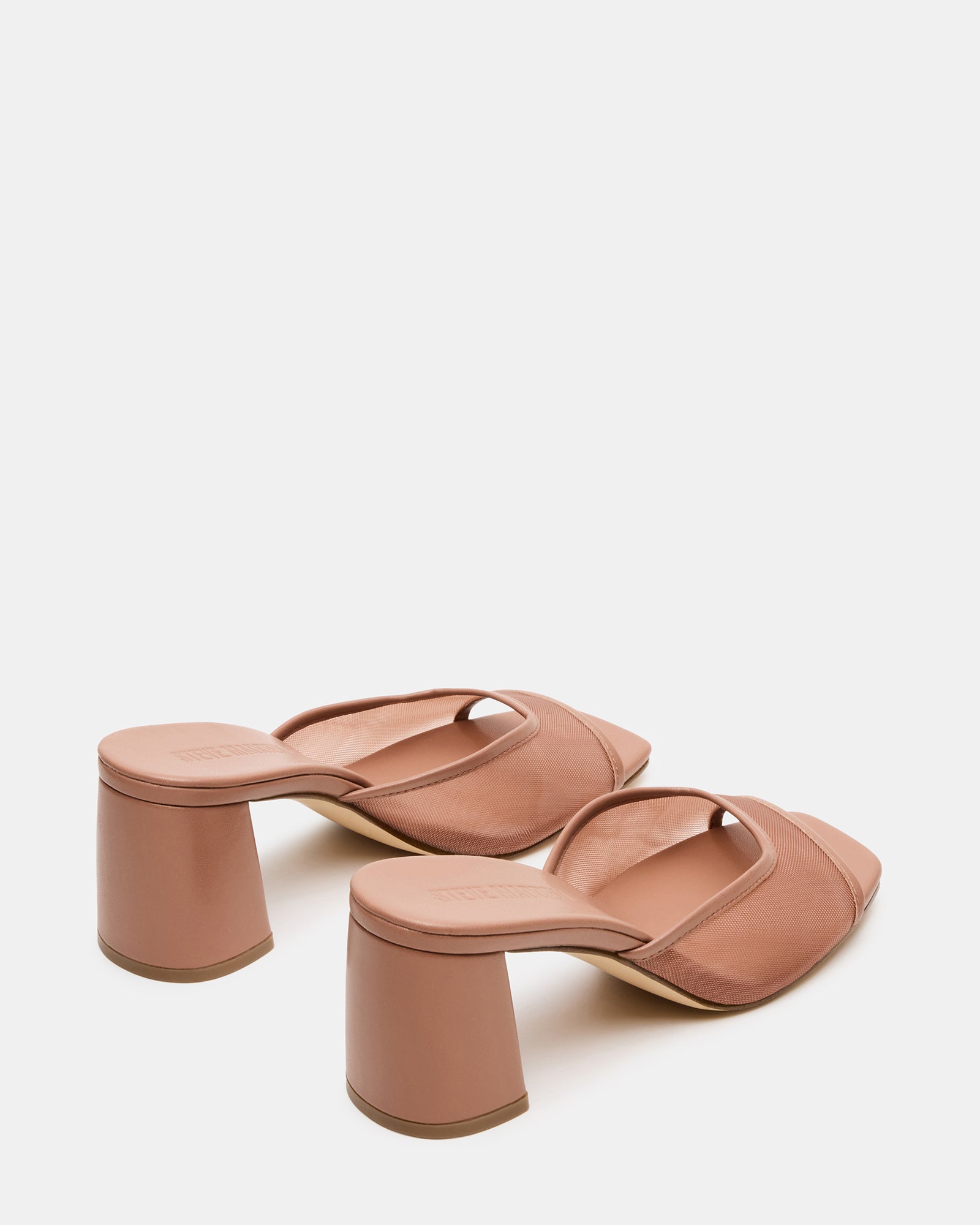 MADAME MOCHA - Image 5