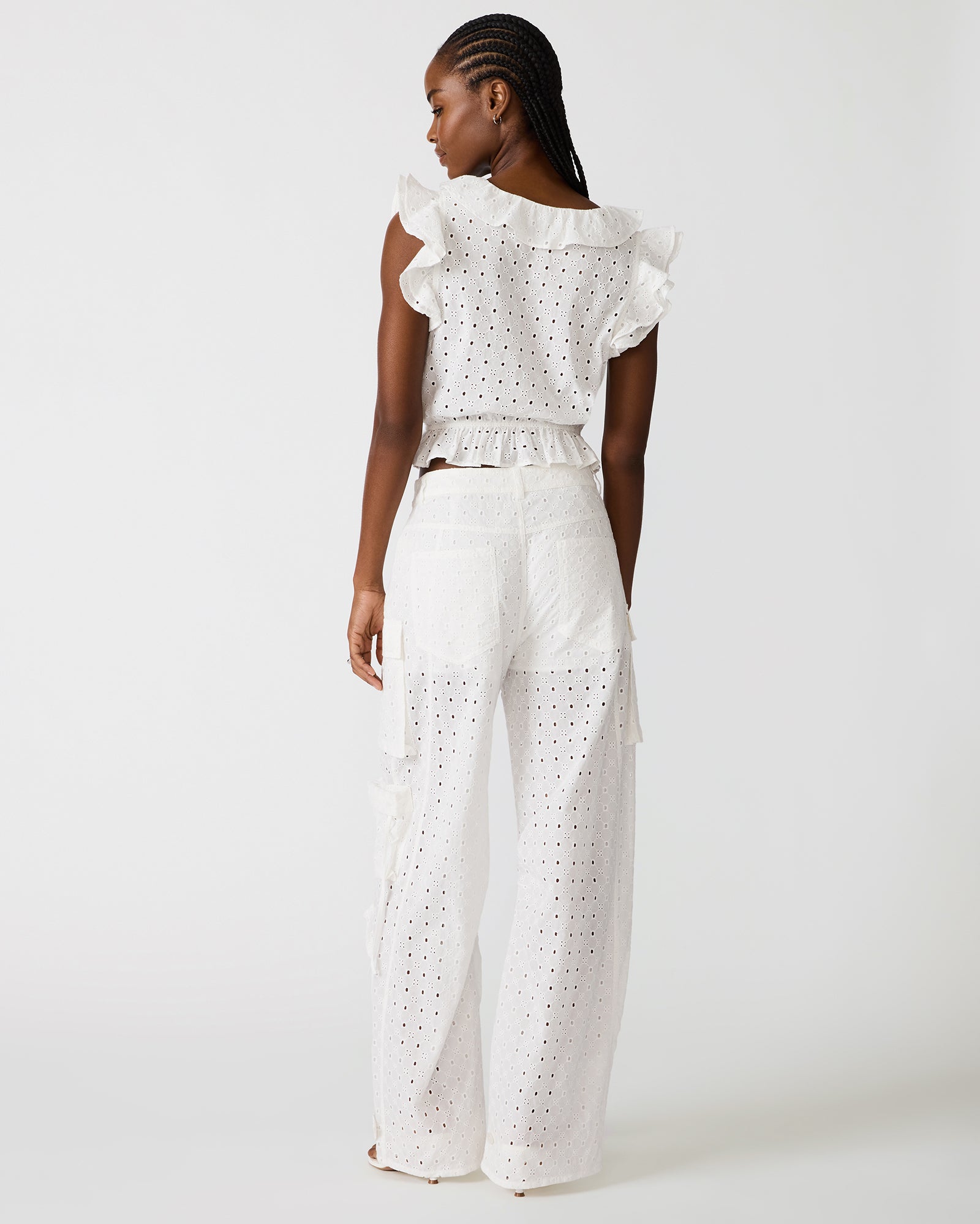 STEVEMADDEN_APPAREL_SB06024_WHITE_04.jpg