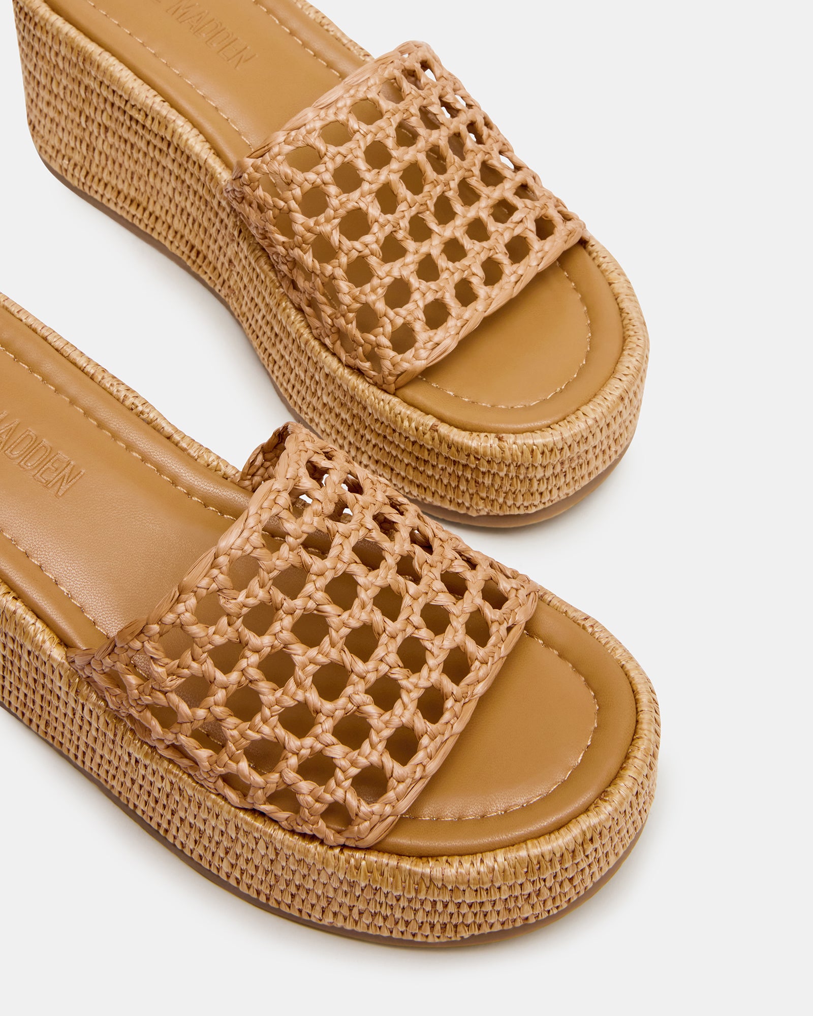 STEVEMADDEN_SHOES_BRANDY_RAFFIA_05_8114b896-c4ca-41c4-b3f4-b31347d8623f.jpg