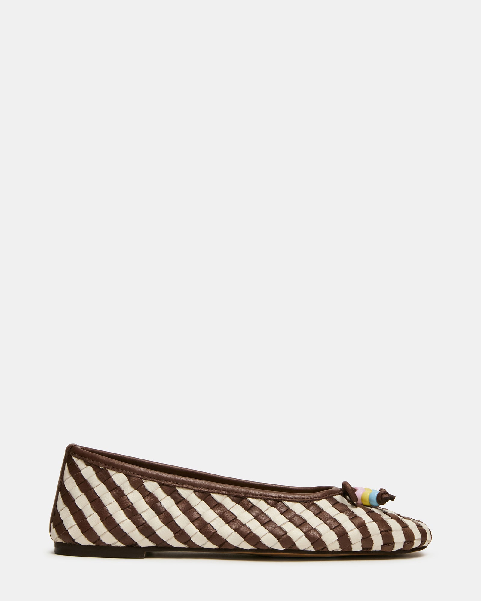 STEVEMADDEN_SHOES_DIVY_WHITE-BROWN-LEATHER_01_87c07425-8fb7-45b4-9f46-f95930c8bb64.jpg